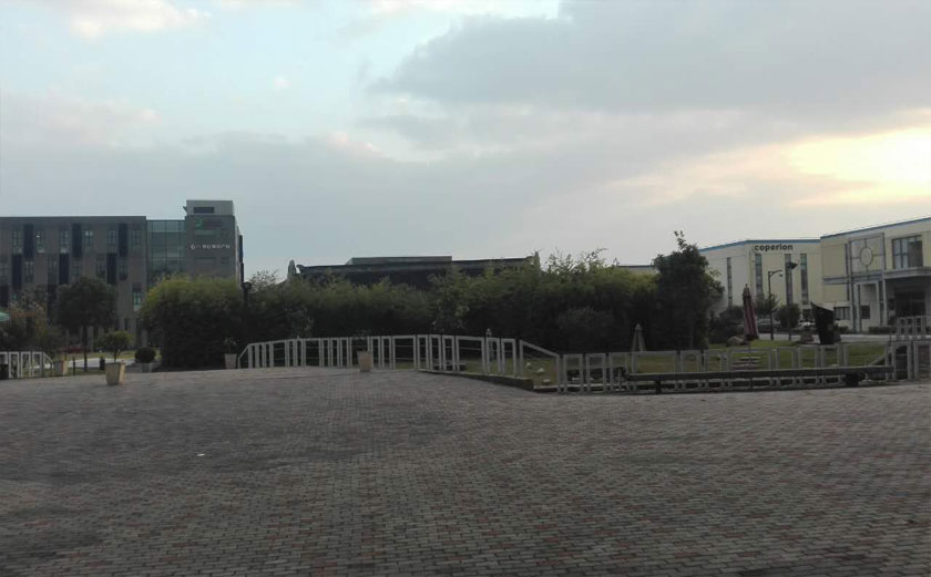 工業(yè)區(qū)環(huán)境優(yōu)雅,裝飾風格非常富有創(chuàng)意