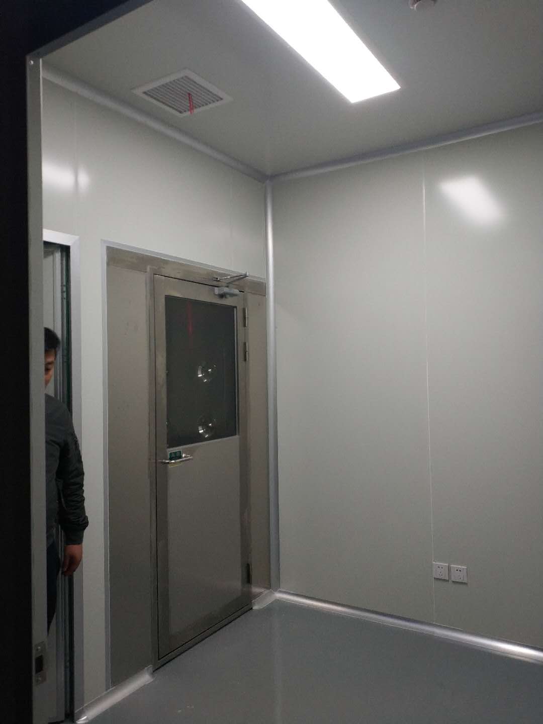 潔凈區人流通道